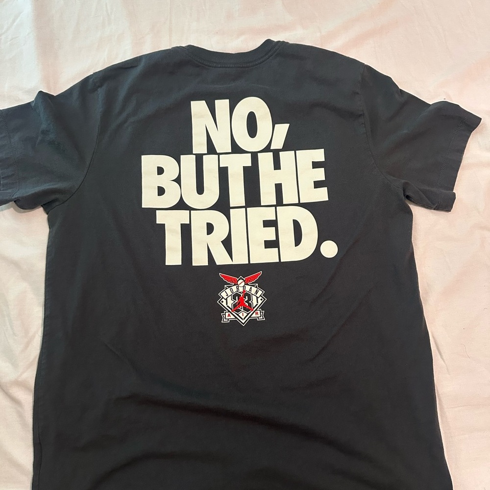 Jordan’s Men Graphic T-shirt - Picture 4 of 4